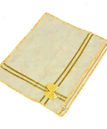 High-quality transparent wedding packaging zipper bags with gold trim, various sizes available.