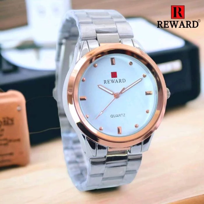 Stylish Men's Casual Analogue Watch with Stainless Steel Chain Strap