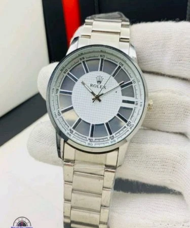 Stylish Silver Men's Formal Watch - Stainless Steel, Quartz Movement