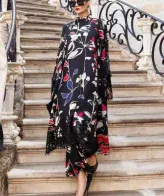 Printed Suit with Color Guarantee 3 piece*FEEL COOL AFTER WEAR IT*EYE CHATCHING COLOUR FOR SUMMER*FABRIC GRANTEE AFTER WASH* Lightweight & Breathable Fabric**