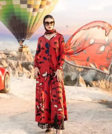 Printed Suit with Color Guarantee  3 piece*FEEL COOL AFTER WEAR IT*EYE CHATCHING COLOUR FOR SUMMER*FABRIC GRANTEE AFTER WASH* Lightweight & Breathable Fabric**