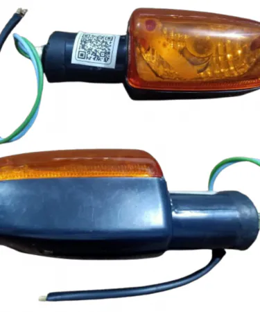 Honda CD70 Motorcycle Indicators – High-quality 70CC bike accessories available in sets of 2 & 4. Durable, bright, and easy to install, ensuring clear visibility and safe riding. Compatible with Honda CD70 and all Chinese similar models.