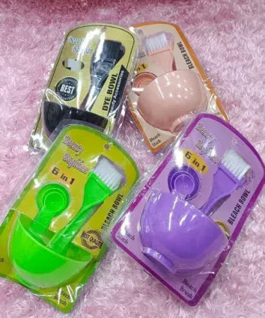 Professional 6-in-1 Facial Mask Mixing Bowl Set with Spoons, Spatula, Brushes, Puff, Bubble Bottle for DIY Skincare & Bleach - Khareedo Pakistan