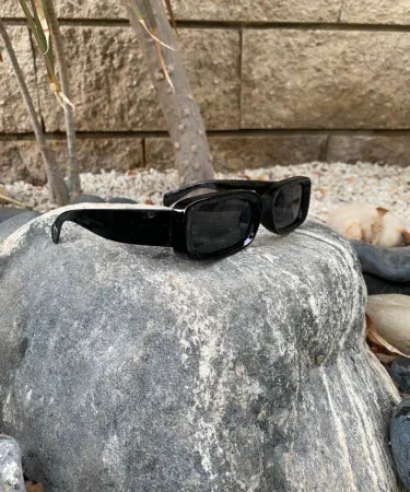 Drifter Sunset Glow Reflectors polarized sunglasses showing a bright, stylish reflection with a warm glow effect, designed for reduced glare.