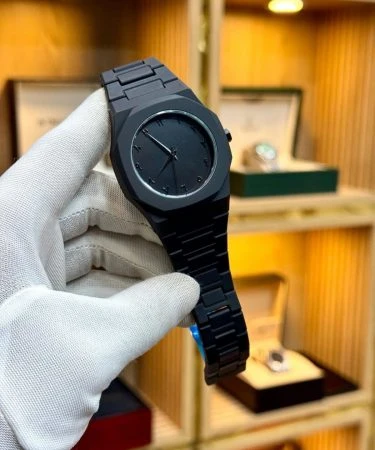 🖤 Black Aura Watch 🖤 with elegant black dial, silver hands, and a sophisticated butterfly lock, showcasing its premium quartz movement and sleek design.