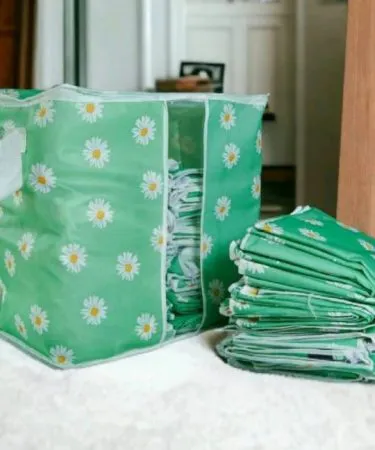 Durable Floral Non-Woven Storage Organizer Bag Blue Large with Zipper, Transparent Window, and Reinforced Handles, Foldable for Clothes and Blankets