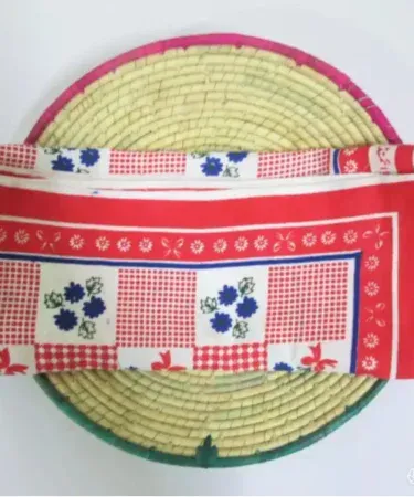 Traditional Roti Basket 2024 handcrafted for chapati and bread storage, available on Khareedo with 'Check on Delivery' service in Pakistan.