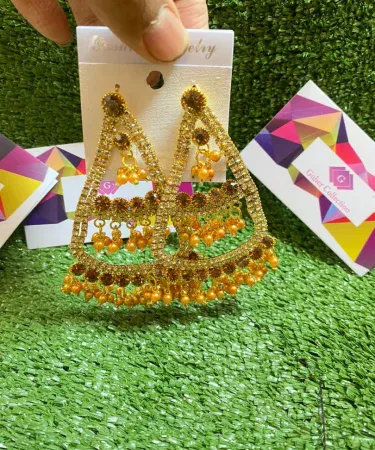 Elegant jhumar style earrings, traditional Pakistani wedding jewelry, gold plated ethnic earrings for women, fancy dangle earrings, festive fashion accessory