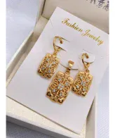 New elegant zarcon locket set for girls 0006 sparkling jewelry set on a white background, imagecaption=Elegant Zarcon Locket Set for Girls – perfect gift, available on Khareedo & Kharedo.