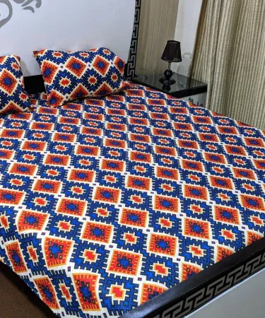 Luxury king size double bed sheet set with two soft pillow covers on a neatly made bed, imagecaption=Premium King Size Double Bed Sheet Set with Soft Pillow Covers – Breathable & Comfortable.