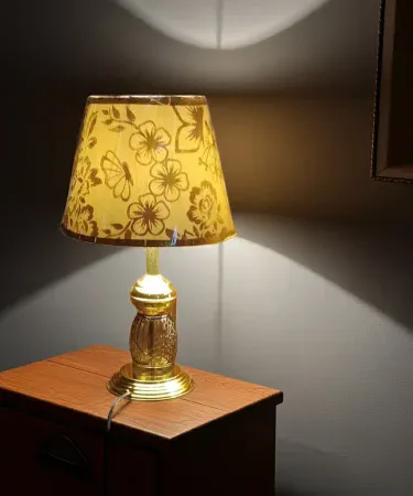 Elegant floral patterned metal and glass 2‑meter lead table lamp – new, decorative floor lamp for modern homes