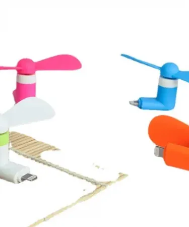 Mobile Phone Fan iPhone Mini Portable Flexible iPhone Port Fan – compact USB-powered cooling accessory, imagecaption=Compact flexible iPhone port fan for on‑the‑go cooling.