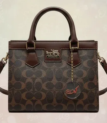 Keef Coach Box Ladies Hand Bag in PU leather – stylish shoulder bag for party and daily use, imagecaption=Keef Coach Box PU Leather Shoulder Bag – perfect accessory for any occasion.