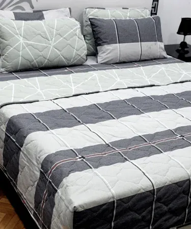 6-Piece Pure Cotton Comforter Set – Soft White Cotton Comforter with Matching Pillow Shams, imagecaption=Elegant 6‑piece pure cotton comforter set from Khareedo, perfect for a cozy bedroom.