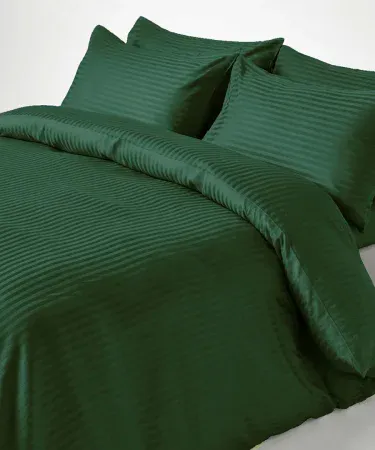 6-Piece Microfiber Stripes King Size Duvet Cover Set with Zip Closure, Bedsheet and 4 Pillow Covers – Khareedo|Kharedo , imagecaption=Elegant striped 6‑piece microfiber duvet cover set (king size) available on Khareedo|Kharedo ,