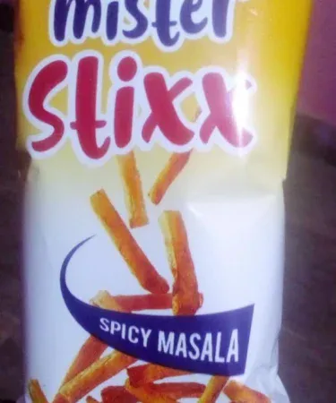 Stixx Snacks Spicy 10 pcs pack – crunchy spicy snack pack in Pakistan, imagecaption=Stixx Snacks Spicy 10 pcs Pack – perfect for spicy snack lovers, delivered by Khareedo & Kharedo.