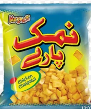 NAMAK PARAY BOX - crispy savory snack in a sealed 110 g box , imagecaption= NAMAK PARAY BOX – Perfect crispy snack delivered by Khareedo/Kharedo ,