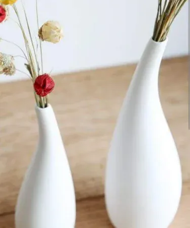 Minimalist modern water drop vase set – 2 piece plaster of Paris decorative vases for home décor in Pakistan