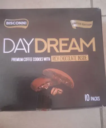 Day Dream cookies with chocolate box pack 10 pcs – fresh and crunchy cookies from Khareedo