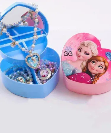 Heart shaped jewellery box for girls with compartments and a cute frozen design, imagecaption=Heart‑shaped jewellery and makeup box – perfect gift for girls, available on Khareedo & Kharedo.
