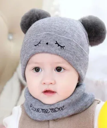 unisex kids beanie wool cap with attached neck warmer – warm winter hat for boys and girls, imagecaption=Cozy unisex wool beanie with built‑in neck warmer, perfect for kids’ winter outings.