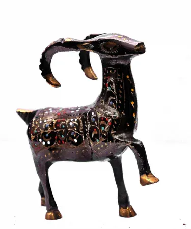 Markhor Brass Decoration Piece – Fine Work 6inch 8inch 10inch handcrafted brass animal figurine , imagecaption=Elegant handcrafted Markhor brass decorative piece – available in 6, 8 & 10 inch sizes on Khareedo/Kharedo ,