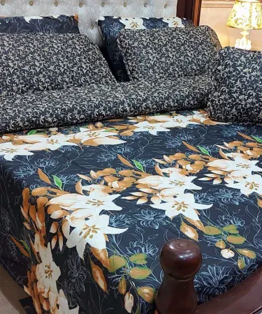 7‑Piece Quilted Comforter Set with King‑Size Bedsheet – luxurious winter bedding set for a premium bedroom ensemble