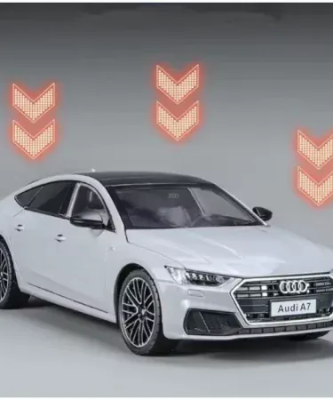 1:24 scale Audi A7 diecast model with open doors, LED headlights, tail lights and realistic engine sound , imagecaption=Detailed 1:24 scale Audi A7 diecast model – openable doors, LED lights, and authentic sound ,