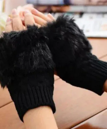 Winter Faux Rabbit Fur Gloves for Women – soft plush faux fur, warm winter gloves, stylish women's accessory