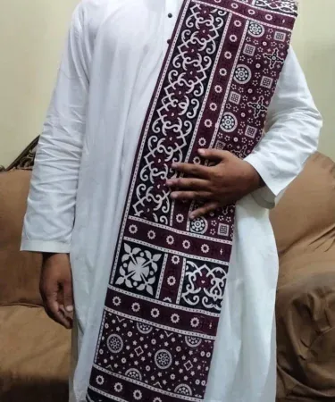 Premium Sindhi Ajrak cotton shawl for men, women and girls with handcrafted block‑print patterns , imagecaption=Elegant handcrafted Sindhi Ajrak and cotton shawl – perfect for cultural occasions ,