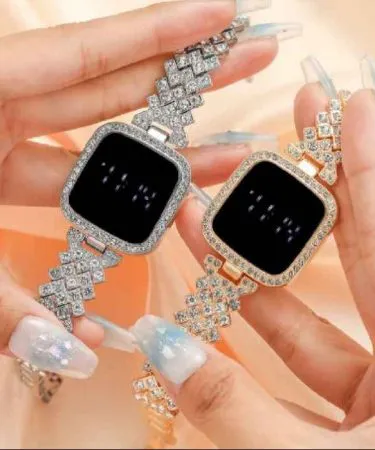 Full Diamond Touch Screen LED Watch with Steel Chain for Women – Sparkling Diamond Luxury Watch, imagecaption=Elegant Full Diamond LED Watch with Steel Chain – Perfect for Ladies, Women & Girls.