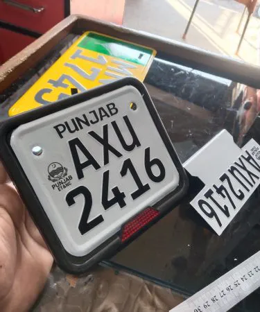 Premium bike replica number plate with custom vehicle number, high-quality aluminum finish, reflective surface, Khareedo & Kharedo branding, imagecaption=High‑quality Bike Replica Number Plate – Customizable, Durable, and Delivered with Check on Delivery service.