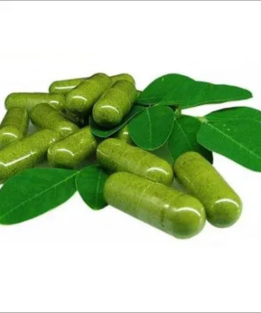 100 Moringa Capsules organic herbal supplement bottle, imagecaption=100 Moringa Capsules – natural weight loss, diabetes control, hair & skin health.