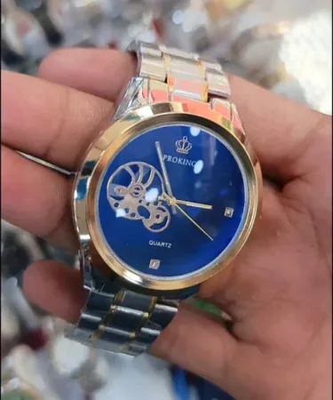 Men's chain watch with two‑tone gold and silver bracelet, black dial, golden markers and black bezel – stylish luxury timepiece for men