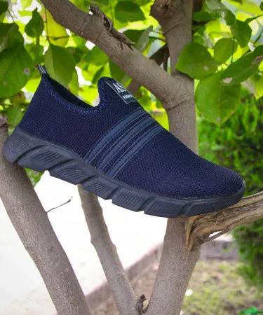 Men’s lightweight canvas slip‑on loafers in black, grey and blue with breathable mesh upper and anti‑slip rubber sole, imagecaption=2026 stylish men’s canvas slip‑on loafers – perfect for gym, walking, and casual wear,