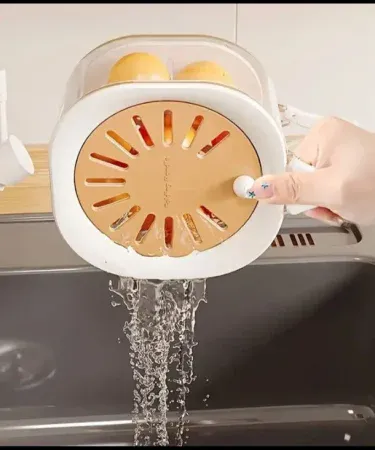 2‑In‑1 fruit strainer container with lid – kitchen accessory for washing and storing fruits, Pakistan , imagecaption=2‑In‑1 Fruit Strainer Container With Lid – perfect for rinsing, draining and keeping fruits fresh.