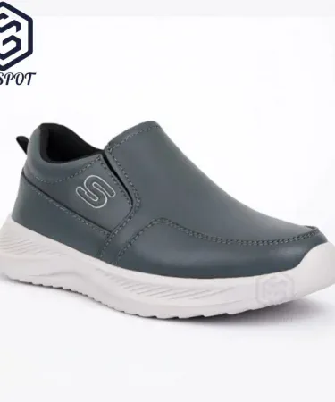 Men’s 2026 premium slip‑on sneakers with black synthetic leather upper and white anti‑slip rubber sole , imagecaption=Premium casual slip‑on sneakers – lightweight comfort for everyday wear ,