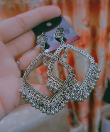 Elegant handcrafted Kashmiri earrings with silver filigree and crystal beads, imagecaption=Stunning Kashmiri earrings available on Khareedo|Kharedo with Check on Delivery service.