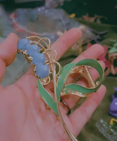 image-alttext-here , imagecaption= image-caption-here ,