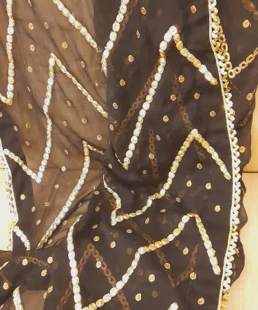 Black chiffon dopta by Maryum n Maria with four side lace and silk platta – elegant ready to wear outfit for women