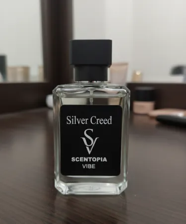 Silver Creed fragrance bottle by Scentopia Vibe – crisp mountain air scent, imagecaption=Silver Creed by Scentopia Vibe – available on Khareedo & Kharedo with Check on Delivery.
