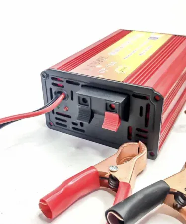 12 Volt 10 Amp Car Battery Charger with built‑in cooling fan and automatic charging mode