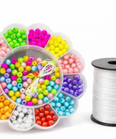 DIY Multi Beads Box with Elastic Thread Roll – assorted Hello Kitty, Apple, Bear & Flower designs, packed in a colorful beads box for creative crafting