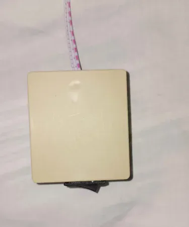 UPS Device for Haier DC Inverter – smart UPS compatible with Haier and Candy AC units, installed on wall