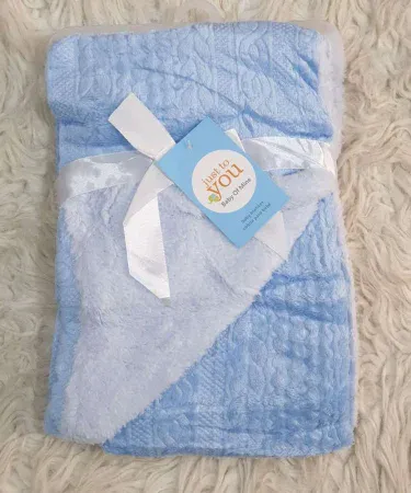 soft newborn baby blanket – gentle fabric, perfect for swaddling and nursery décor