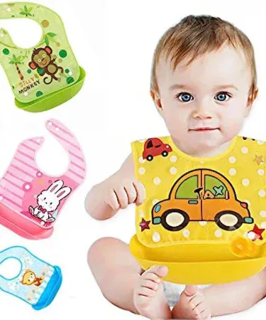 Baby bib folding plastic rubber bib napkin with soft tray – portable feeding accessory for infants, imagecaption=Compact folding baby bib with soft tray, perfect for mess‑free feeding – available on Khareedo | Kharedo.