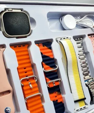 7‑Strap Ultra Smartwatch 8 – 7‑in‑1 AMOLED smartwatch with multiple colorful straps for boys and girls