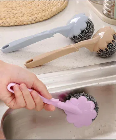 Sponge ball cleaning sponge – heavy duty, super absorbent kitchen scouring sponge, plastic handle, 1x sponge ball in white background , imagecaption=Heavy duty multi‑use sponge ball for kitchen cleaning – sold by Khareedo|Kharedo.