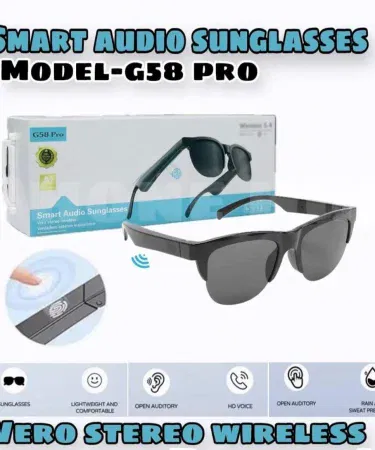 Intelligent Bluetooth Glasses Black – Long Range Audio Gaming VR headset with sleek ABS plastic design, lightweight and adjustable focus, shown on a dark background.