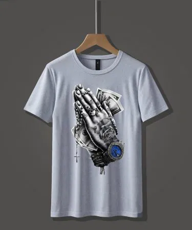 Men gray graphic t‑shirt with prayer hand design on a mannequin, imagecaption=Stylish gray men’s tee featuring a prayer hand graphic,